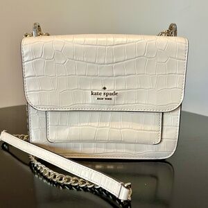 Kate Spade Croc Embossed Beige Crossbody Bag with Chain Strap